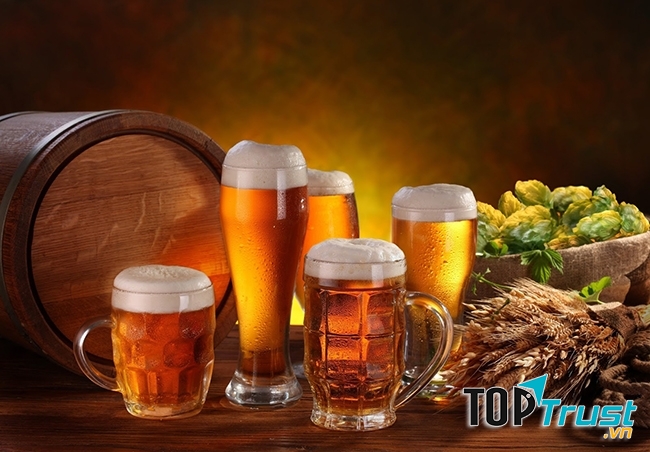 Người bị gout nên kiêng rượu bia