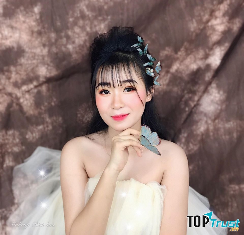 Bích Hòa Makeup