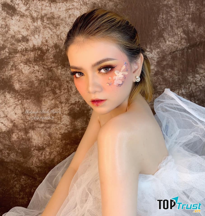 Bích Hòa Makeup
