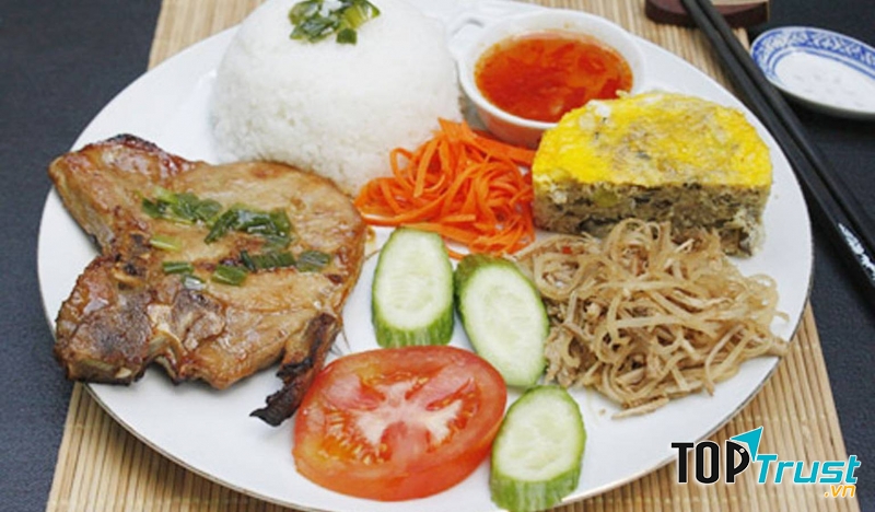 Bích Ngọc - Cơm Bình Dân