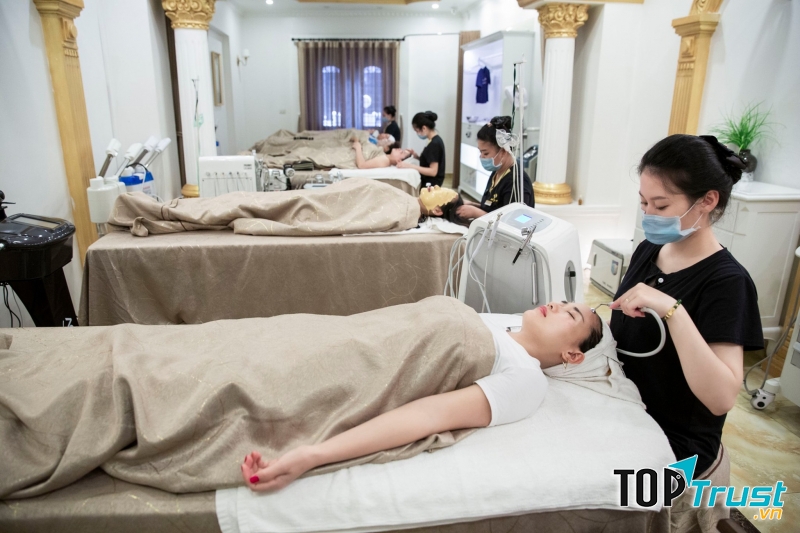 Bích Nguyên Beauty Academy