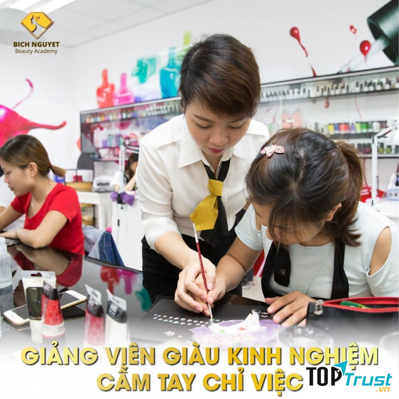 Bich Nguyet Beauty Academy