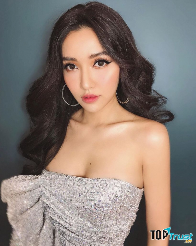 Bích Phương