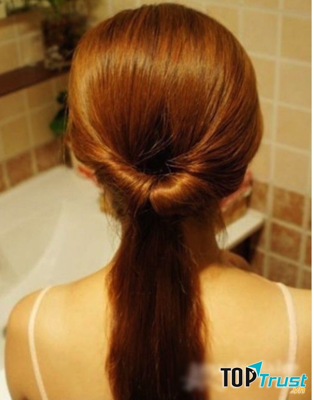 Chút biến tấu cho mái tóc đuôi ngựa dịu dàng hơn!