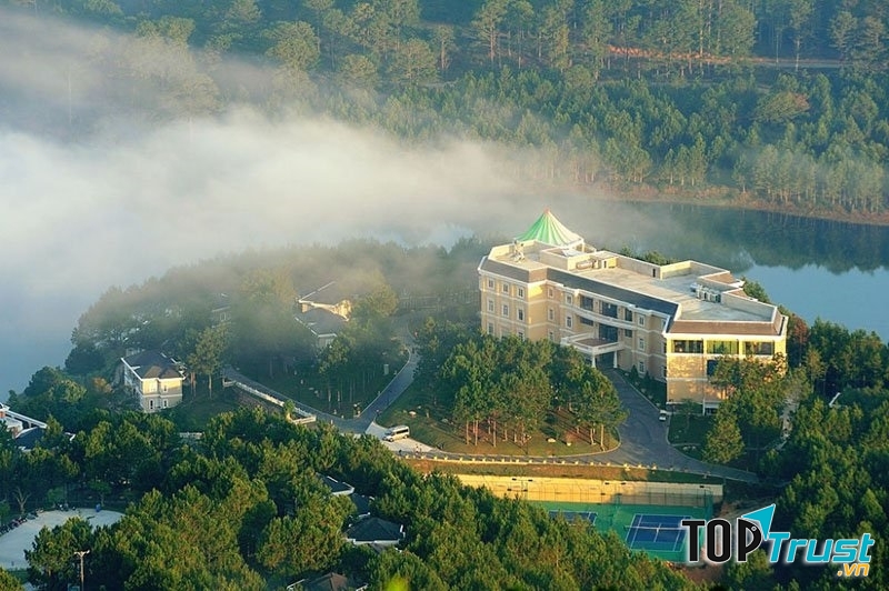 Biệt thự Đà Lạt Edensee Resort