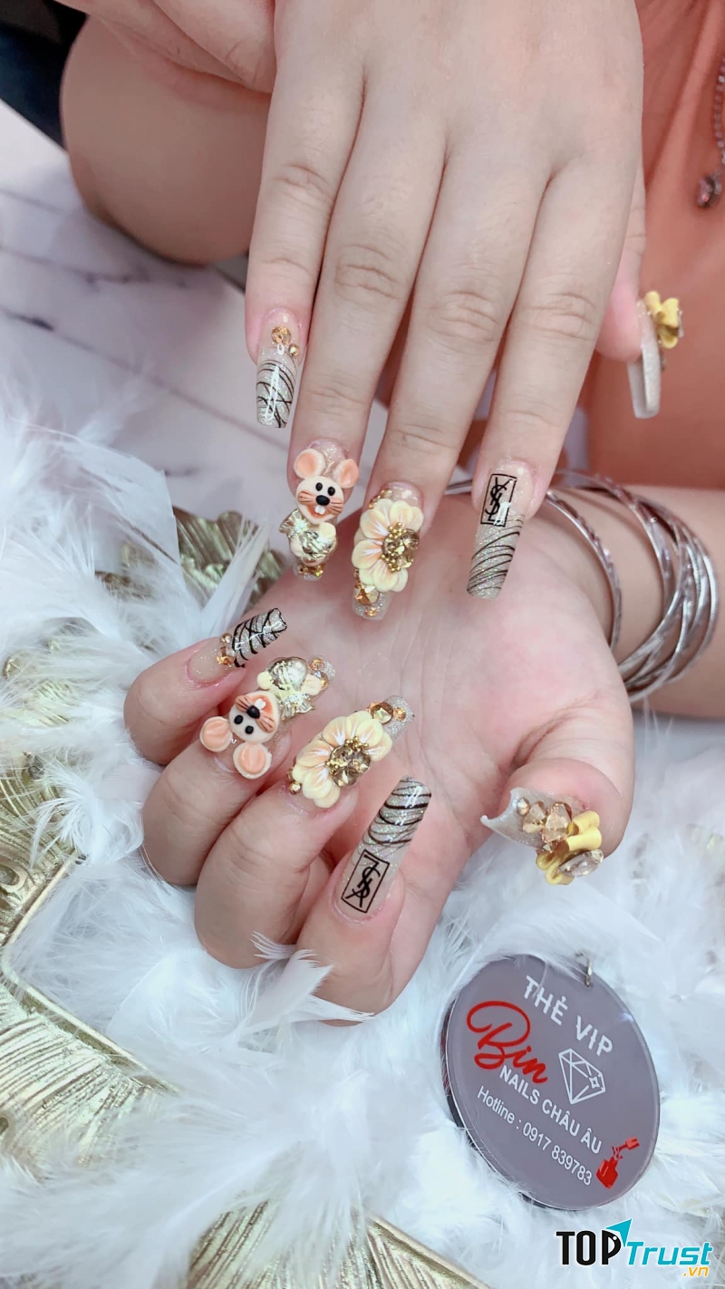 Bin Nail