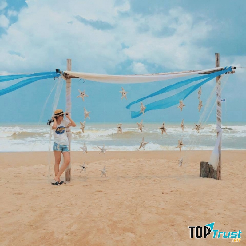 Lagi đẹp thơ mộng