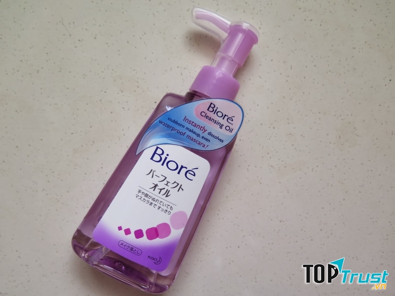 Biore Cleansing Oil