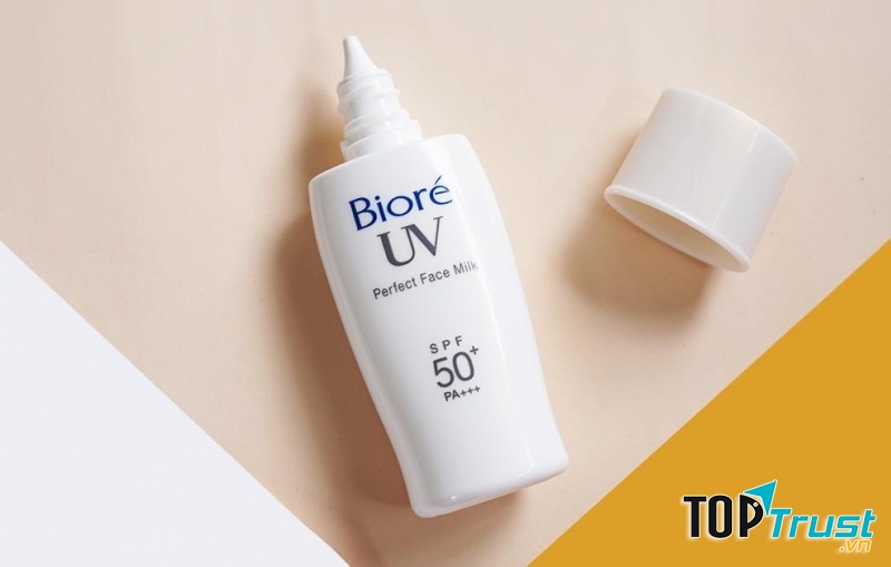 Kem chống nắng Biore UV Perfect Face Milk SPF50+ PA+++