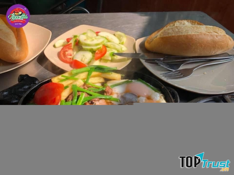 Bít tết Ngọc Hiếu