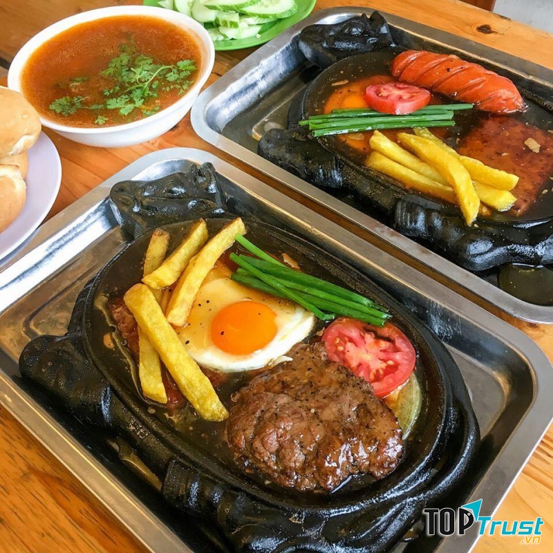 Bánh mì bít tết Lộc