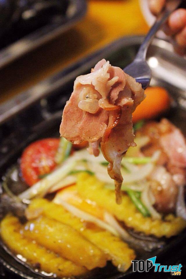 Topping trong bánh mì chảo