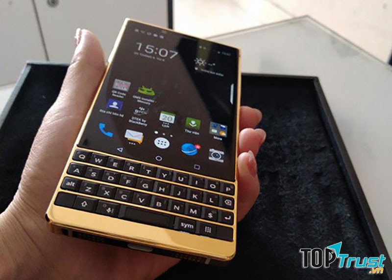BlackBerry Key2