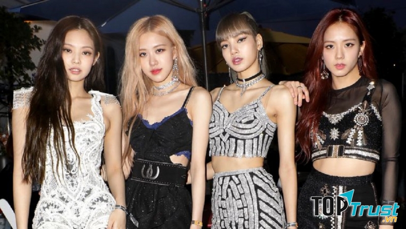 Blackpink là một nhóm nhạc nữ Hàn Quốc do công ty YG Entertainment thành lập và quản lý.