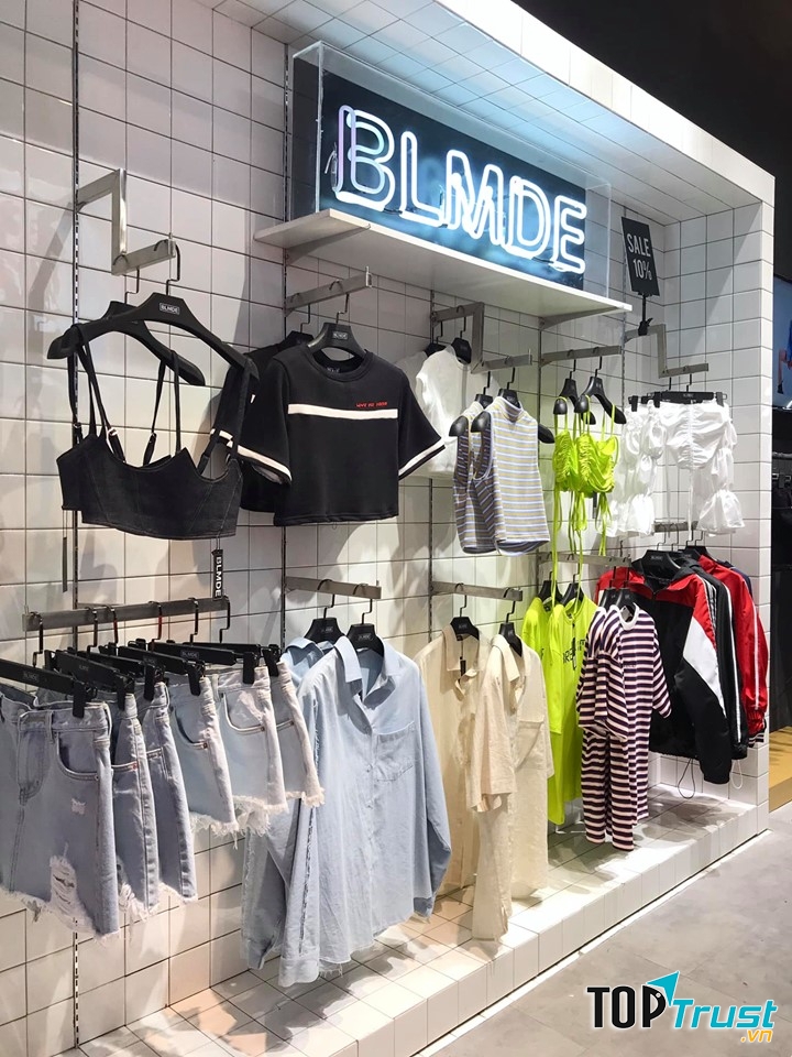 Bloomode tin rằng đường phố chính là nơi để thế hệ trẻ tự do thể hiện cá tính và gu thẩm mỹ trong ăn mặc của mình