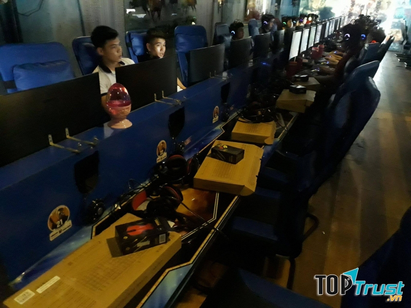 BLUE SKY 468 Gaming