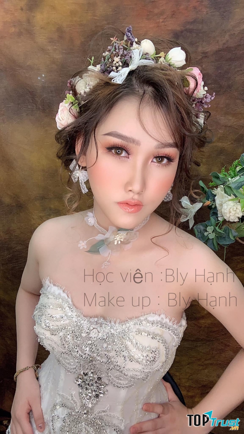 Bly Hạnh Wedding