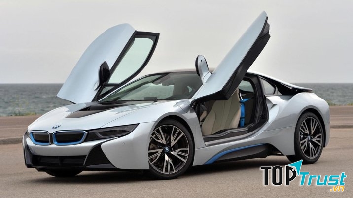 BMW i8 - một trong những mẫu xe ăn khách nhất của BMW