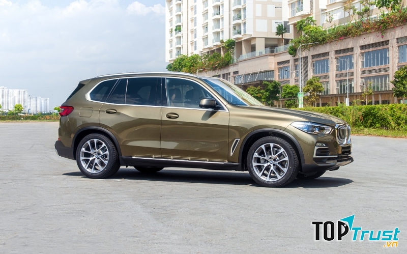 BMW X5: 4,119 – 4,699 tỷ đồng
