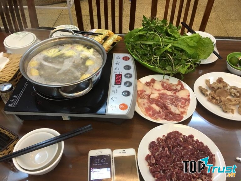 Bò nhúng dấm vô cùng tươi ngon