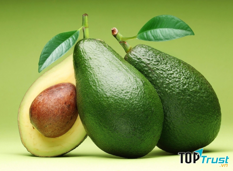 Bơ có nhiều vitamin E, có thể thúc đẩy tăng trưởng tóc