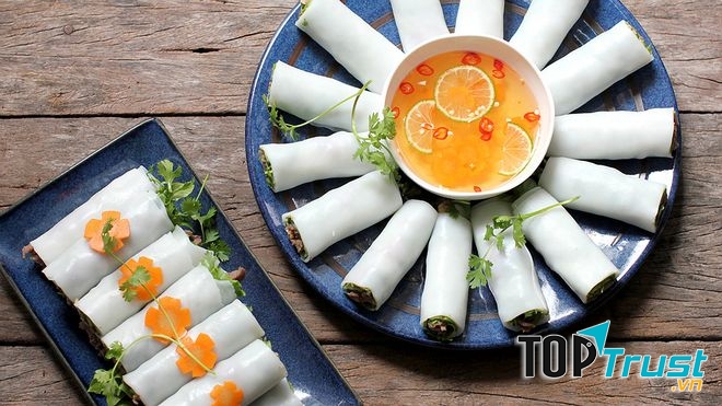 Món bò bía thơm ngon.