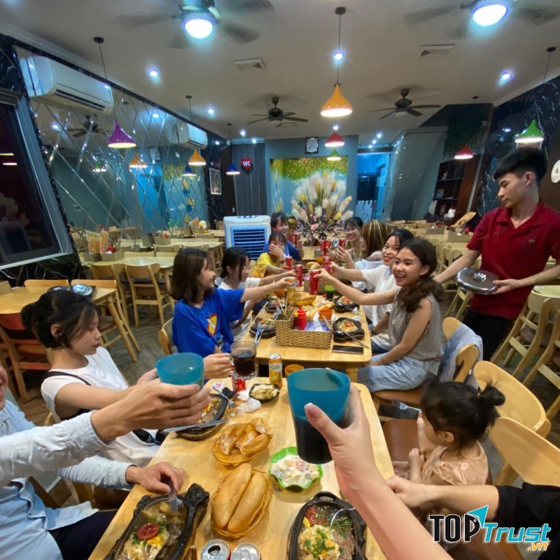 Quán Bò Bít Tết - 126 Minh Cầu