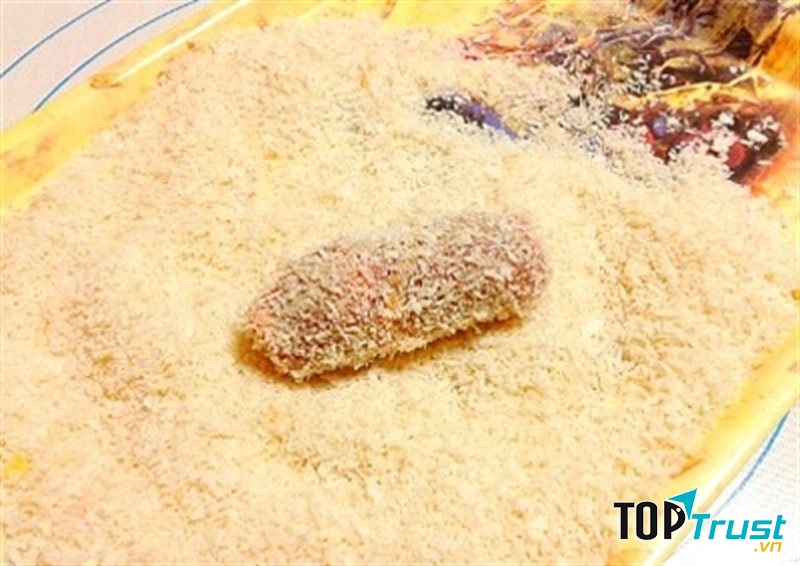Thịt được phủ bằng bột chiên giòn