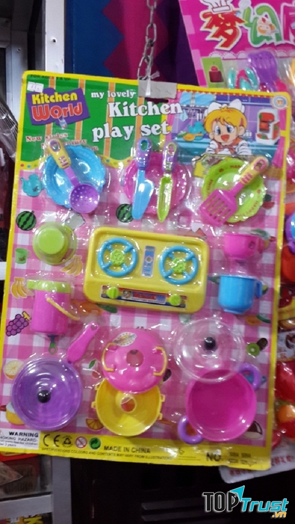 Bộ đồ chơi nấu ăn xuất xứ Trung Quốc gây hại cho sức khỏe trẻ nhỏ