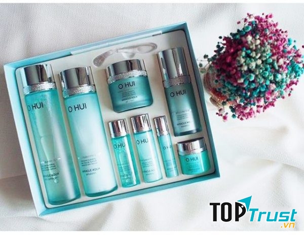 Set dưỡng da cấp ẩm Ohui Miracle Aqua Special Set