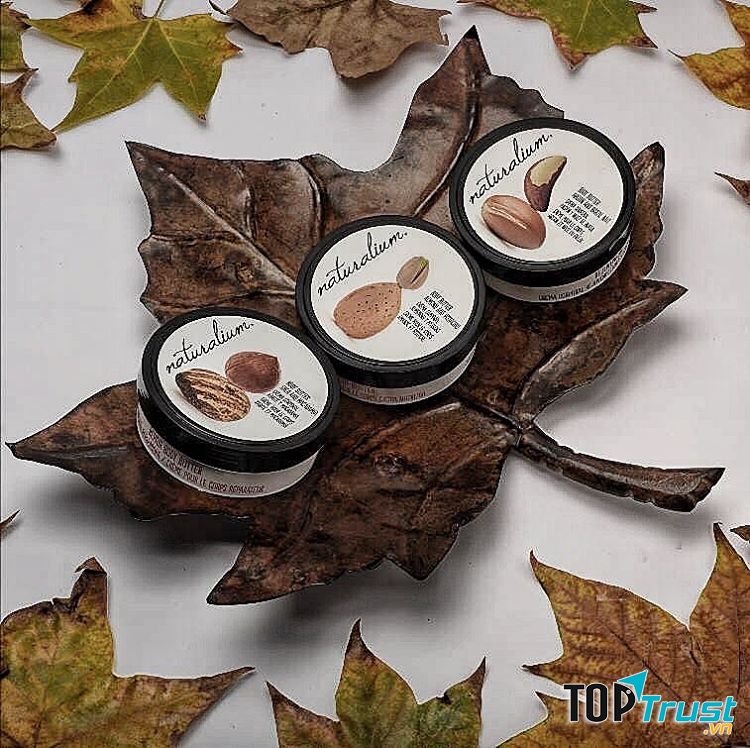 Bơ dưỡng thể Naturalium Almond and Pistachio