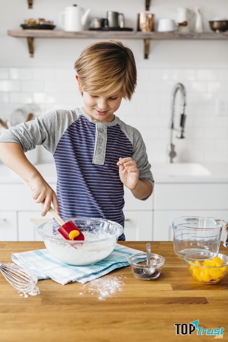 Bố mẹ hãy để con sống tự lập