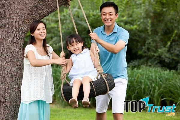 Không nên mắng nhiếc khi còn mắc sau lầm, hãy tin tưởng ở con