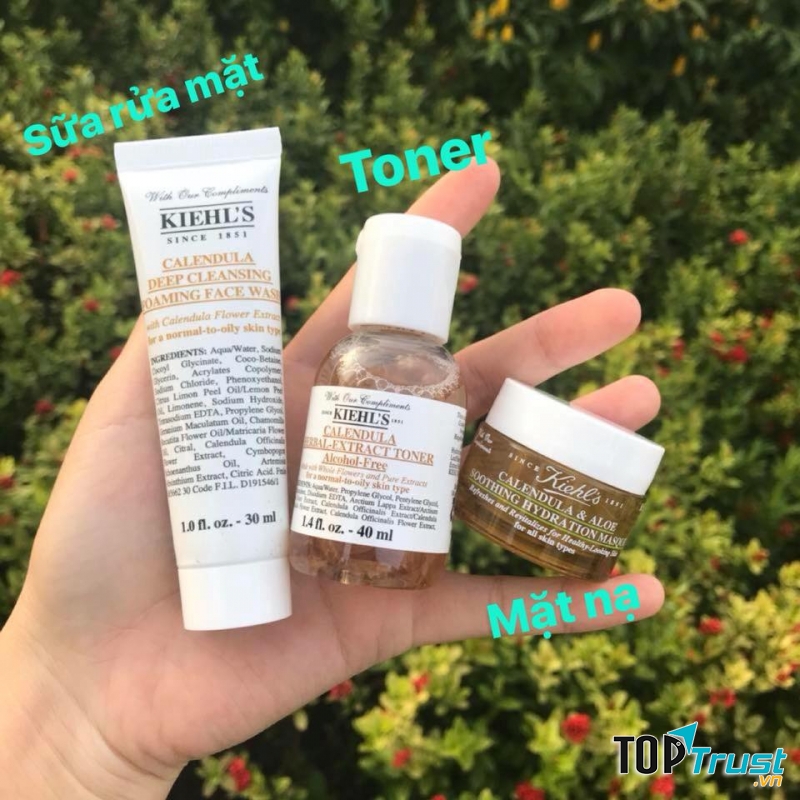 Bộ sản phẩm chăm sóc da dầu mụn của Kiehl's