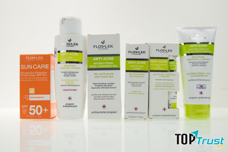 Bộ sản phẩm trị mụn Floslek