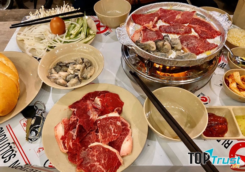 Món ăn tại nhà hàng