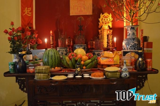 Phong tục thờ cúng tổ tiên của người Việt