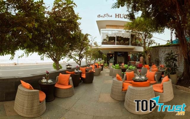 Một góc nhỏ nhìn ra bên ngoài