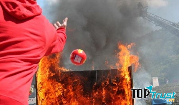 Bóng chữa cháy Elide Fire Ball