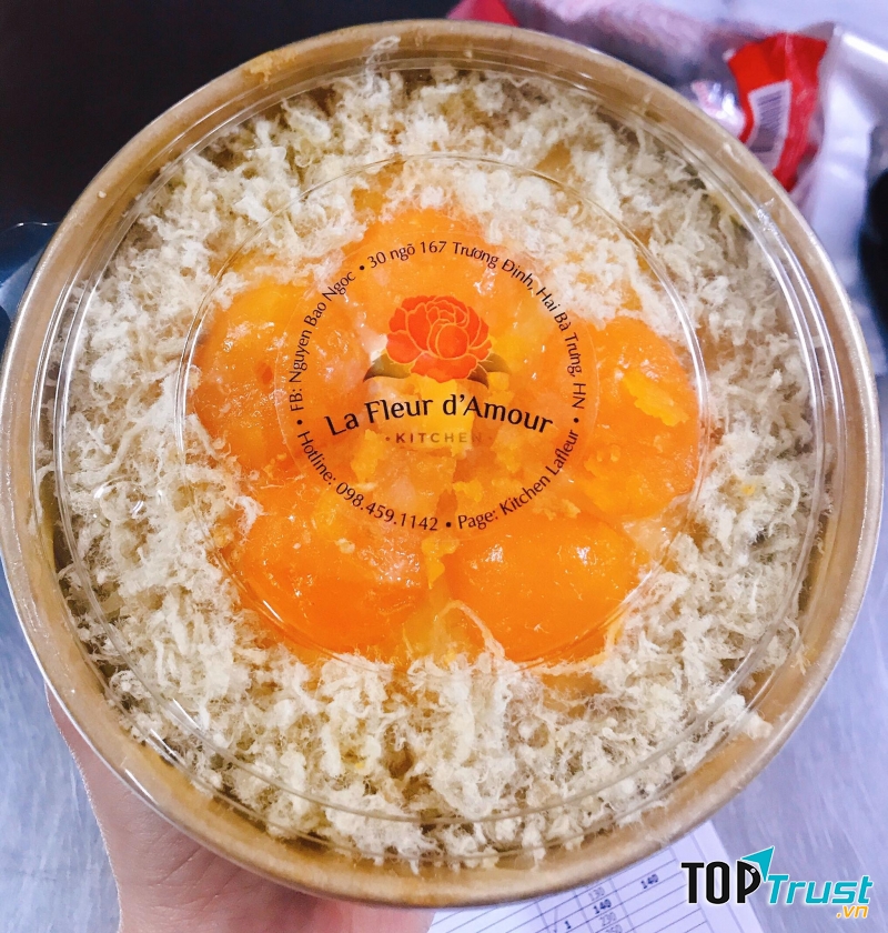 Bông lan trứng muối Kitchen La Fluer