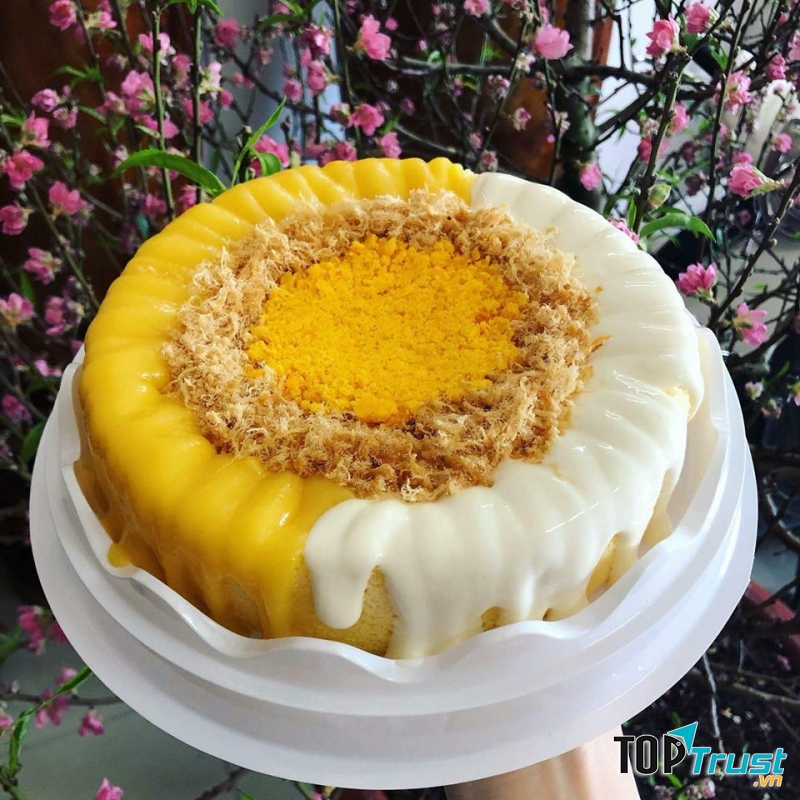 Bông lan trứng muối Mây Em