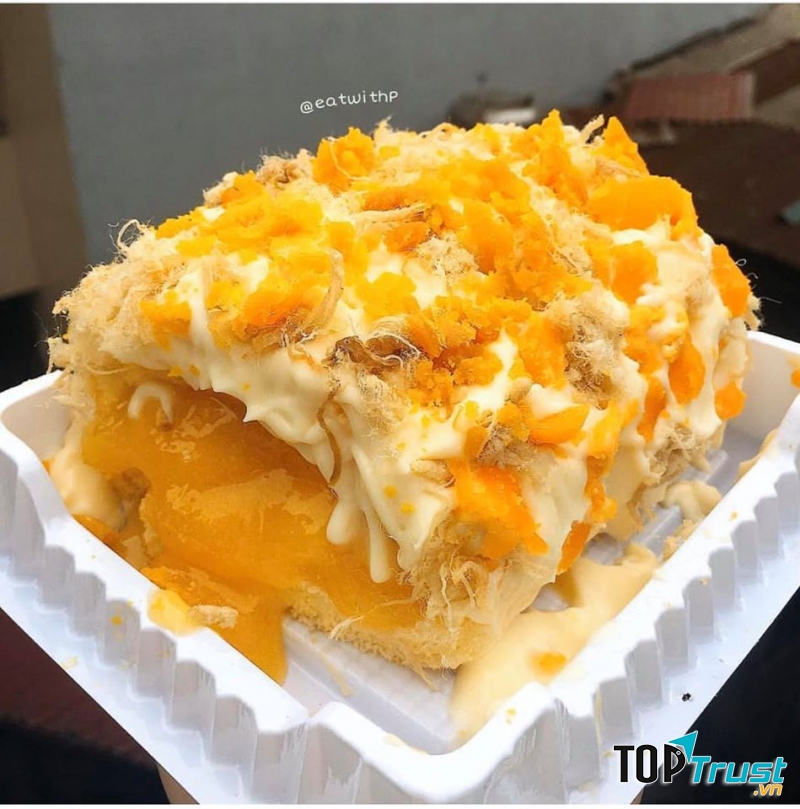 Bông lan trứng muối Phương Min