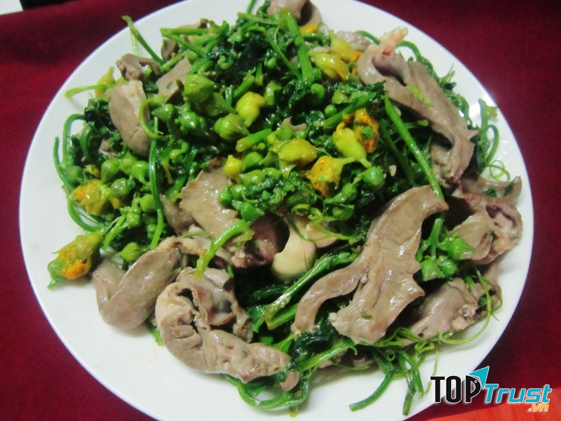 Bông mướp xào thịt bò