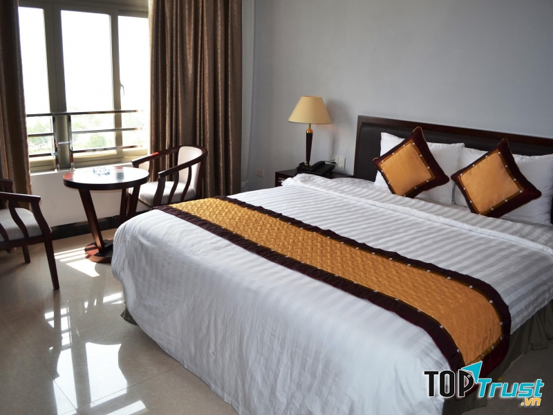 Phòng Bông Sen Hạ Long Hotel vô cùng hiện đại và sang trọng