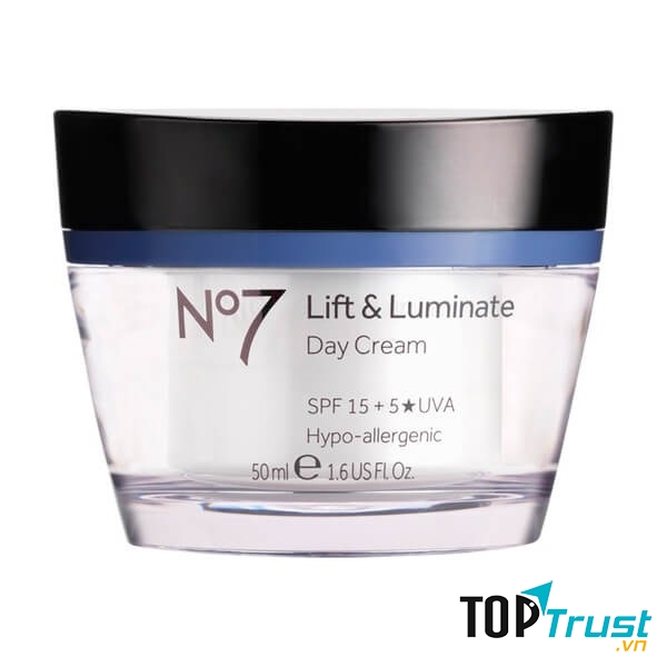 Kem Boots No7 Lift & Luminate Night Cream