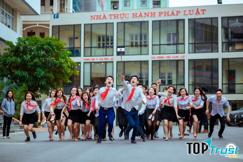 Born Studio Hà Nội