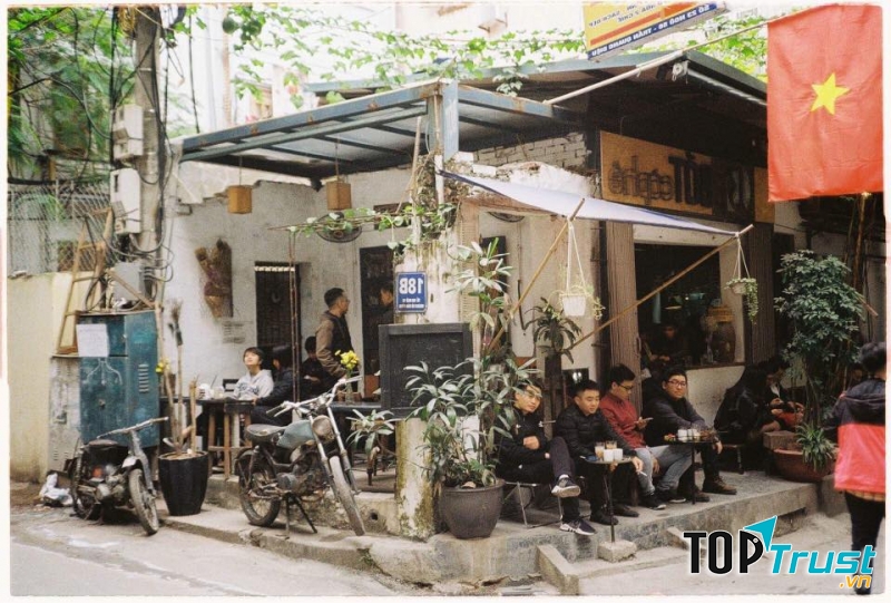 Bốt cà phê - Nơi để trở về
