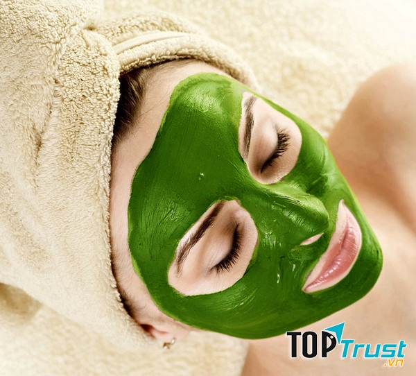 Dùng chăm sóc da hằng ngày như: trị mụn đầu đen, dưỡng da mặt, xóa nếp nhăn, làm mờ vết thâm, vết sẹo