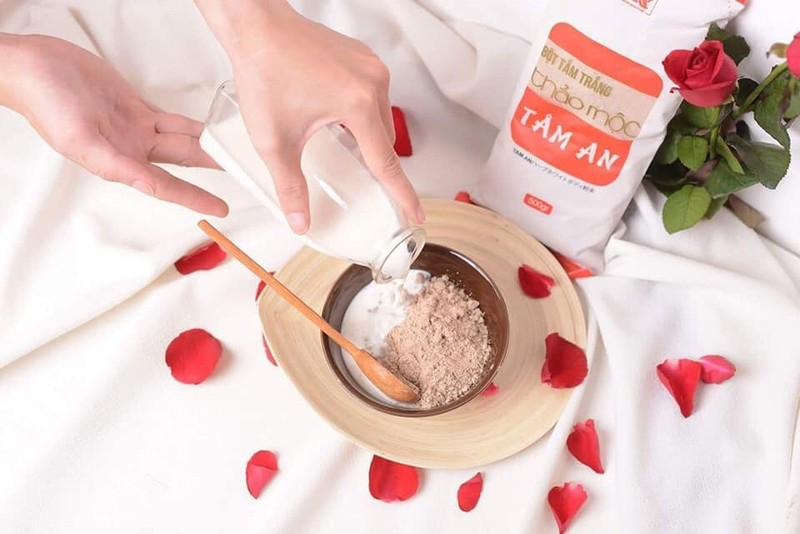 Với thoảng hương dầu dừa pha lẫn hương cafe, hòa quyện mùi thuốc bắc, làm mê đắm lòng người, xóa tan mọi mệt mỏi mà vẫn đáp ứng được cho da nhạy cảm.