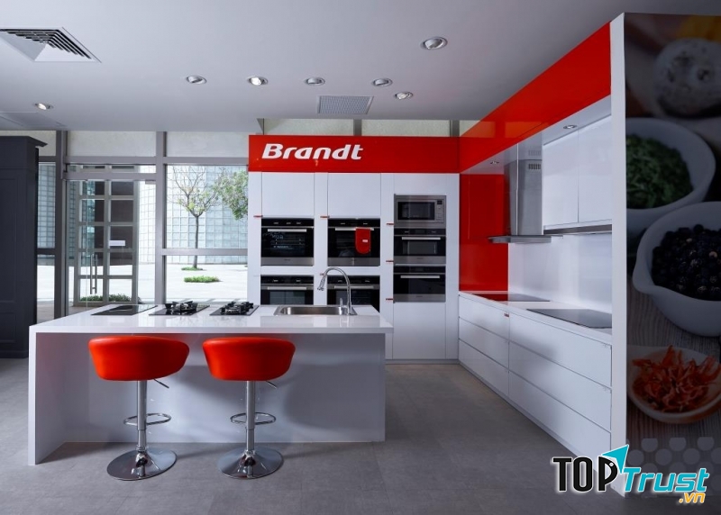 Brandt nổi tiếng với các thiết bị nhà bếp hiện đại, đẹp mắt, sang trọng.